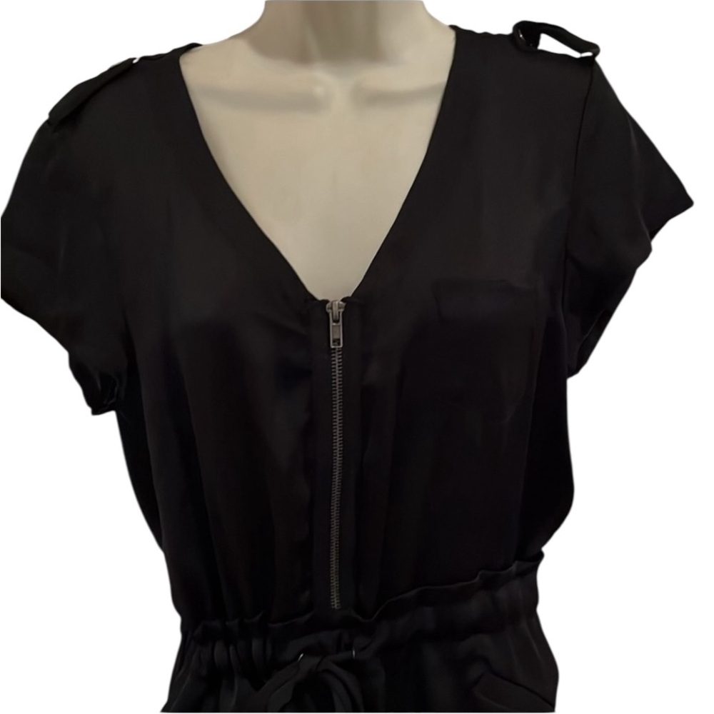 French Connection UK size 8 black dressy romper front zip V- neck - Picture 3 of 14